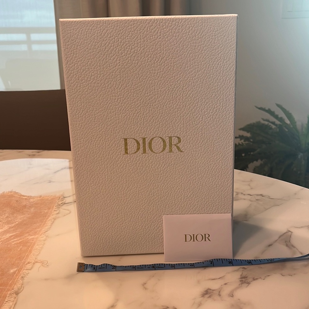 White empty dior box and envelope